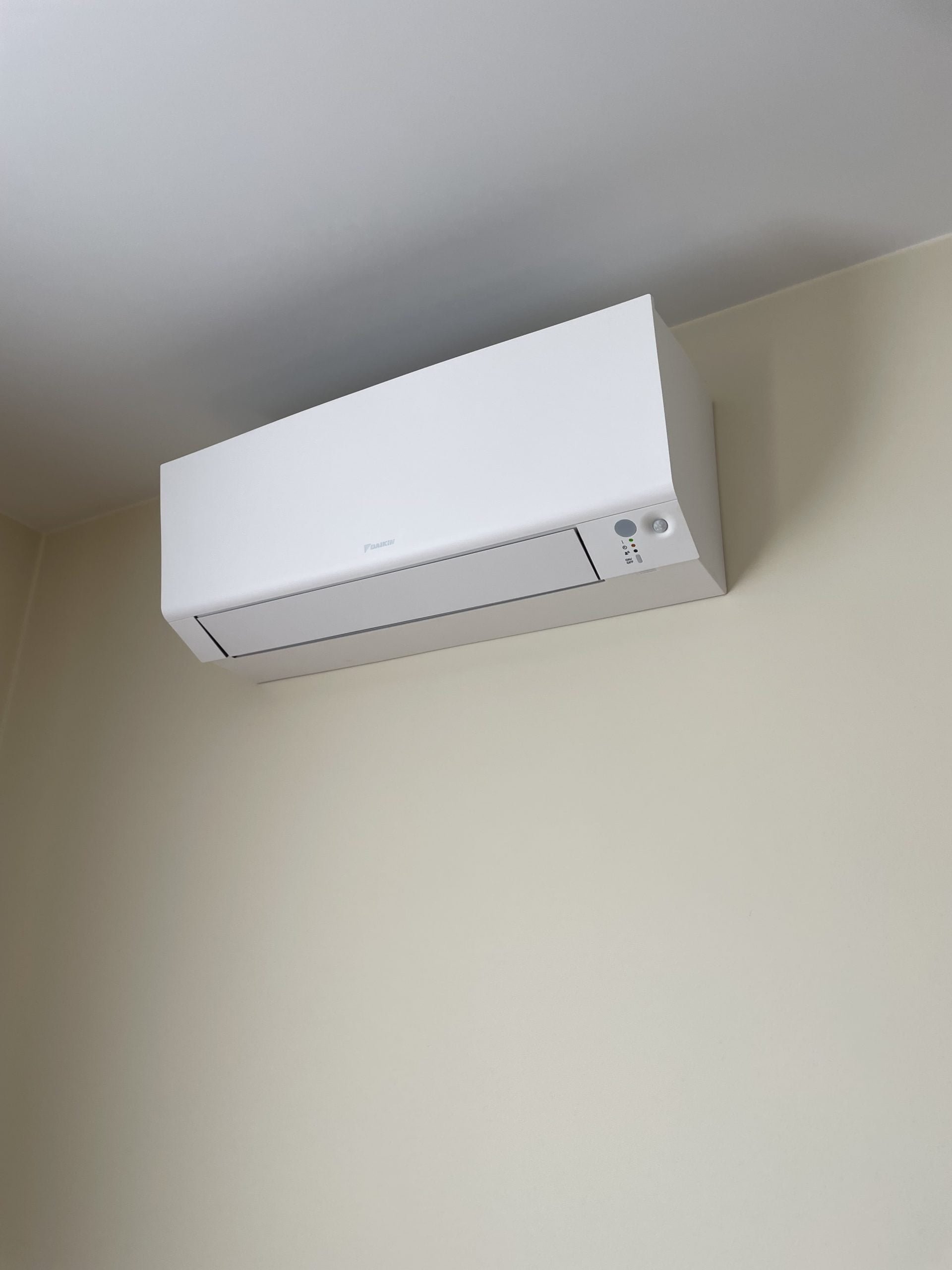 IMG_2782-scaled Daikin Perfera 3,0/3,2 kW IMG 2782 scaled 1